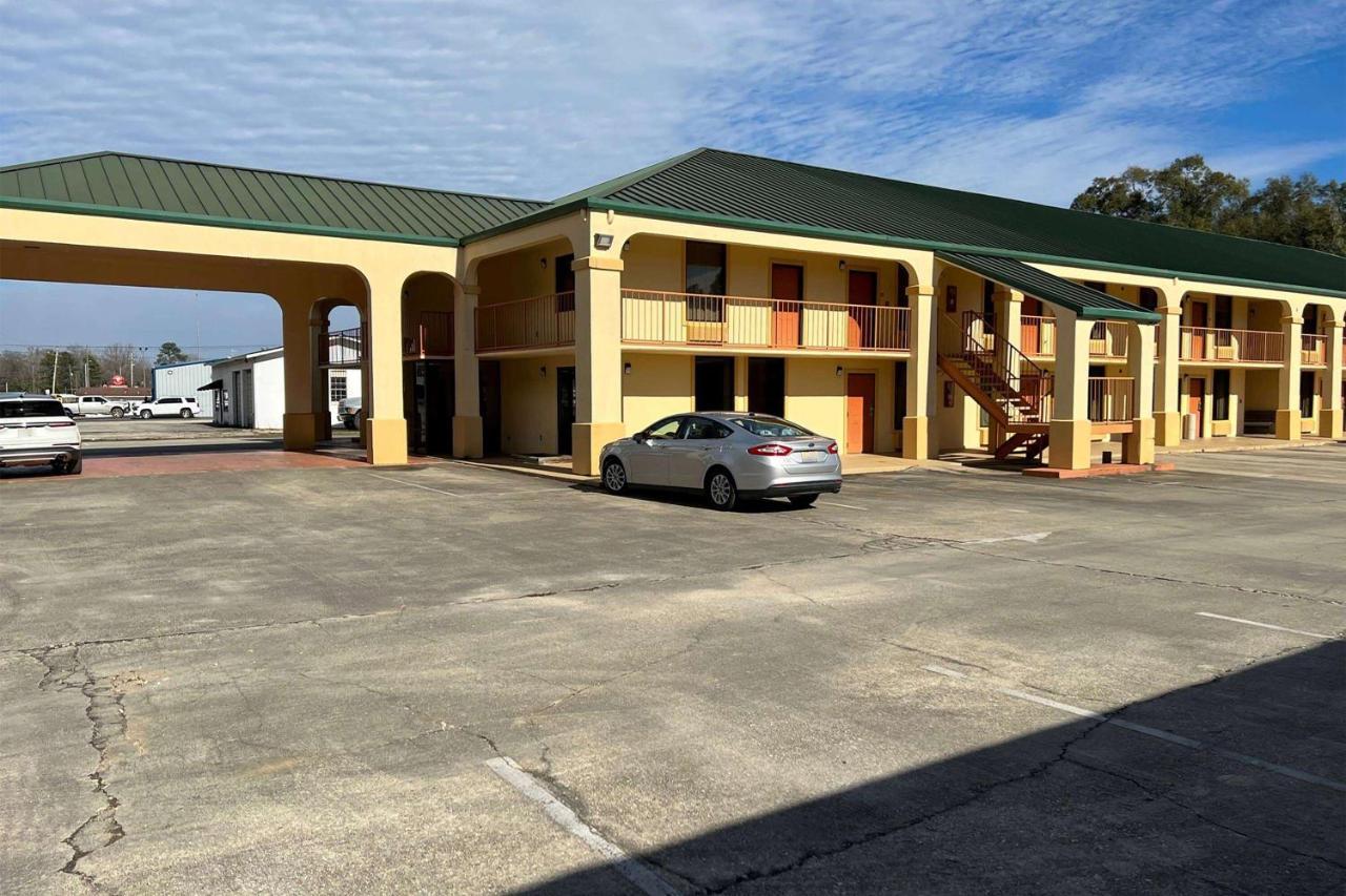 Days Inn & Suites By Wyndham Brewton Εξωτερικό φωτογραφία