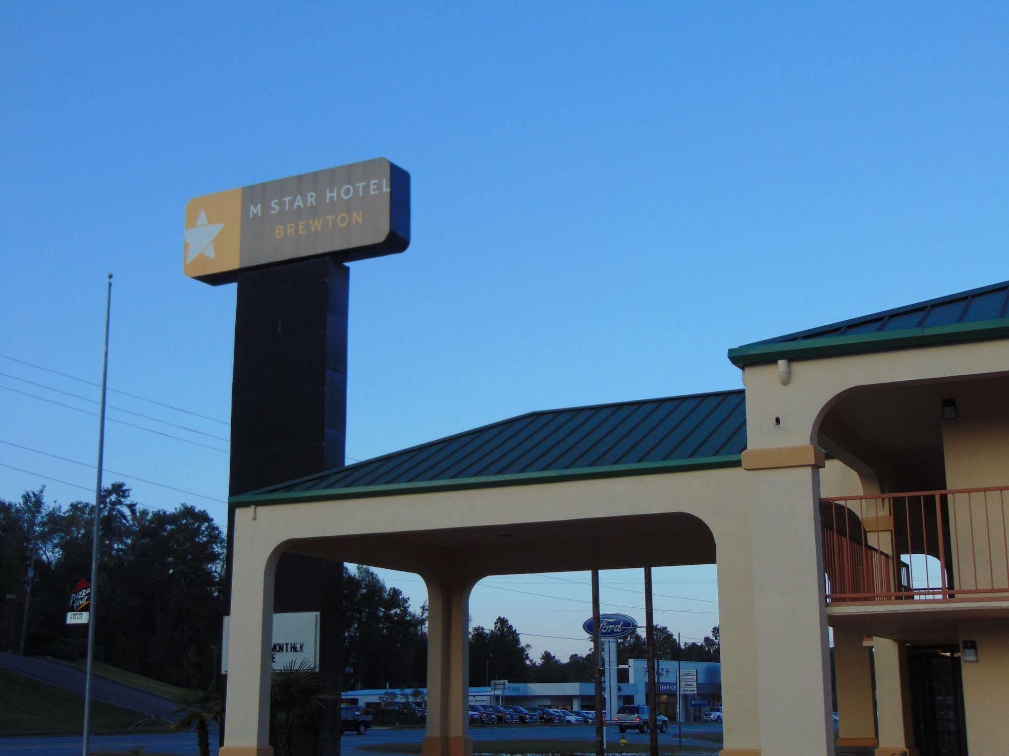Days Inn & Suites By Wyndham Brewton Εξωτερικό φωτογραφία