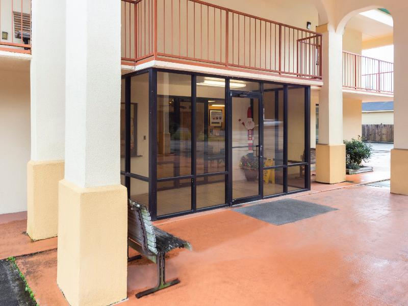 Days Inn & Suites By Wyndham Brewton Εξωτερικό φωτογραφία